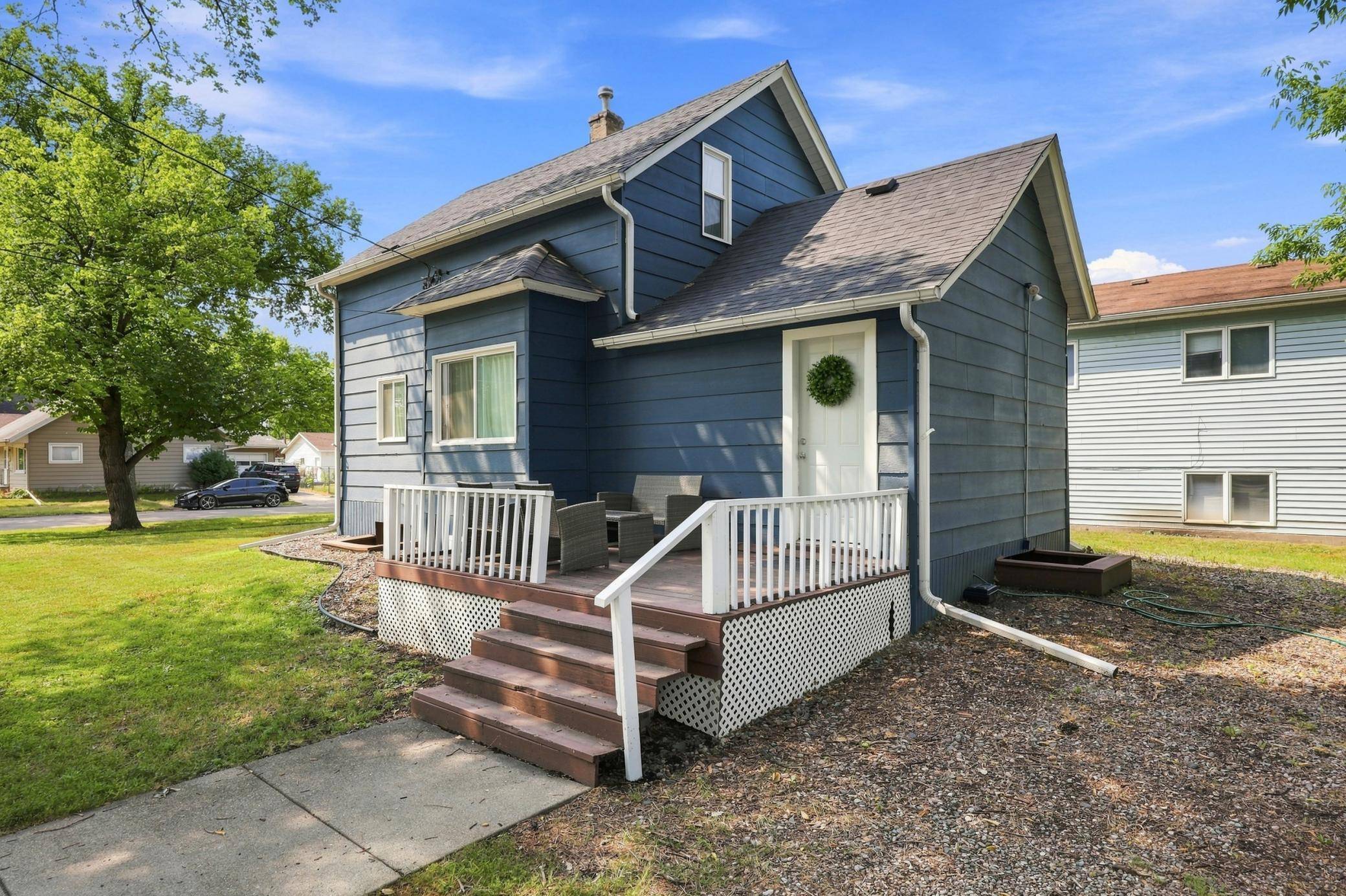 1331 10th AVE N, Fargo, ND 58102