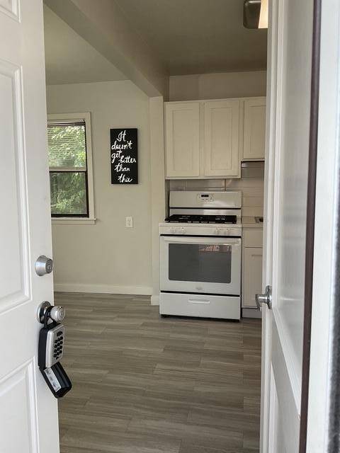 8835 S Highway DR, Circle Pines, MN 55014