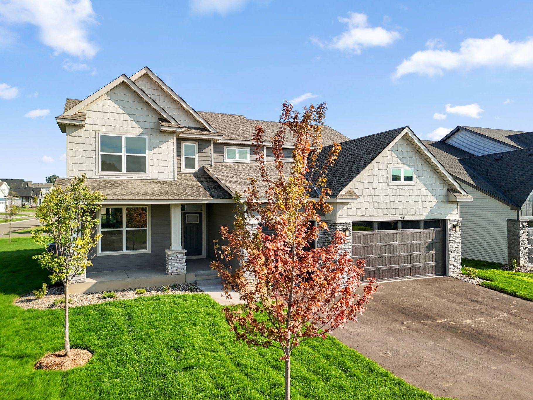 8852 Binder WAY, Woodbury, MN 55129