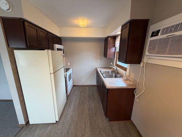 706 1st ST S #North, Willmar, MN 56201
