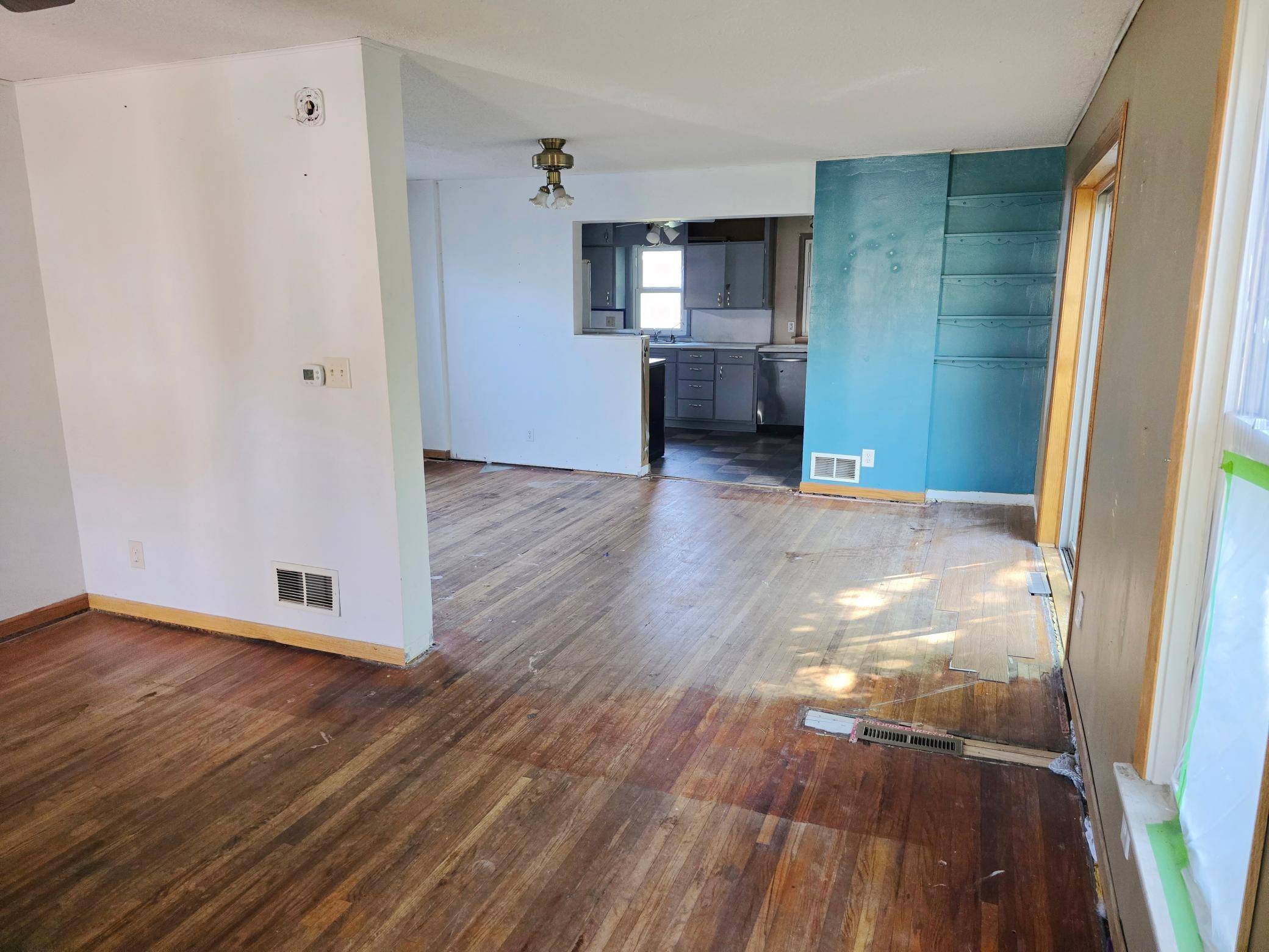 706 E 3rd ST, Fairmont, MN 56031