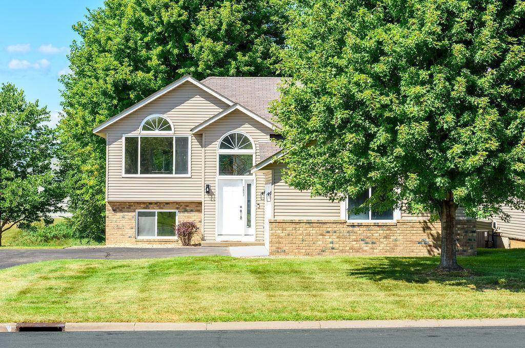 2827 18th AVE E, Shakopee, MN 55379
