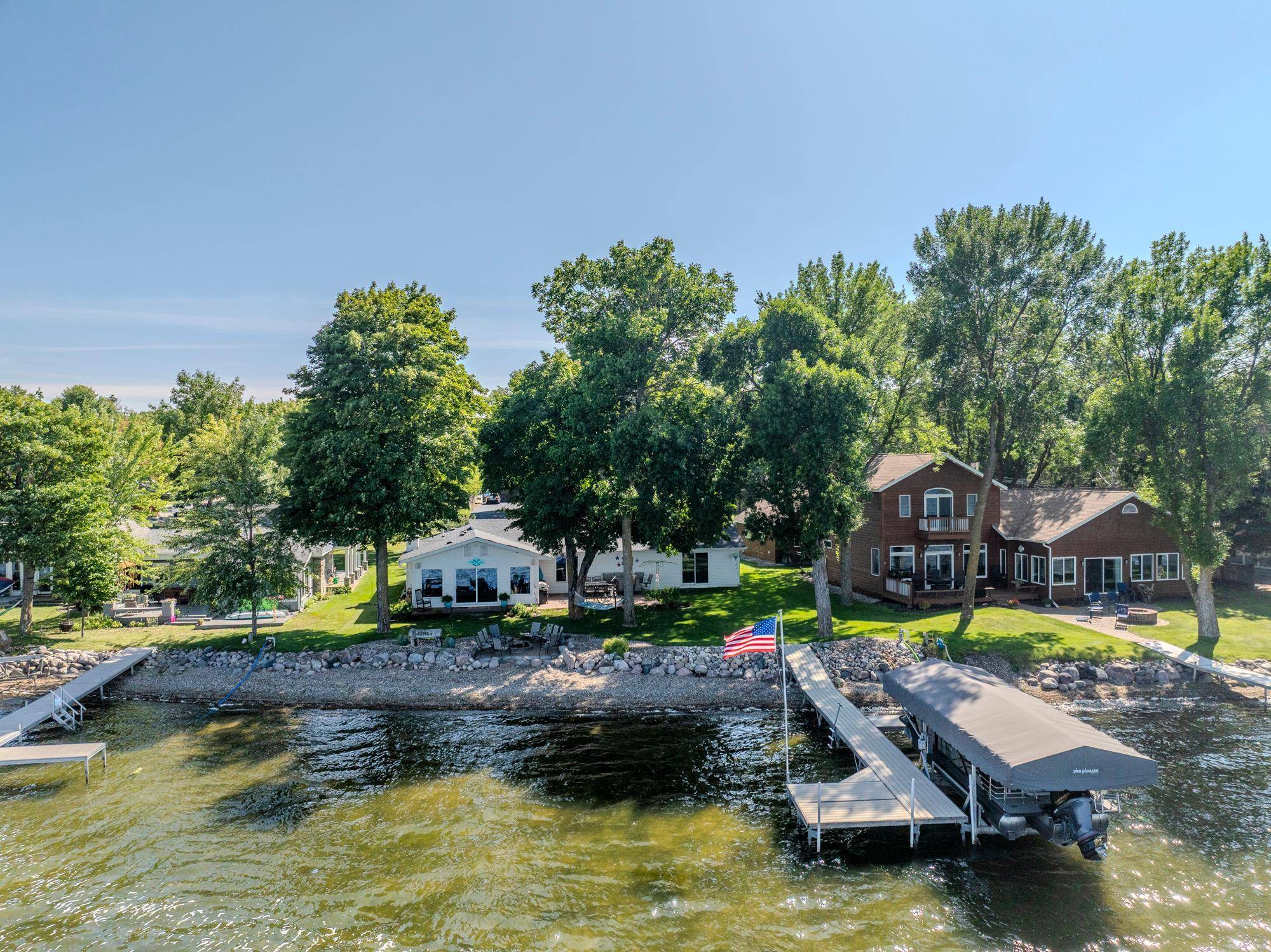 436 Shorewood DR, Detroit Lakes, MN 56501