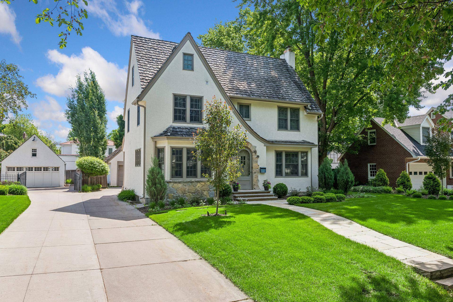 4517 Wooddale AVE, Edina, MN 55424