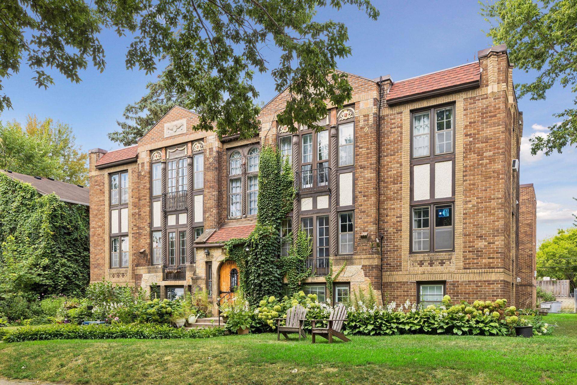 3948 1st AVE S #201, Minneapolis, MN 55409