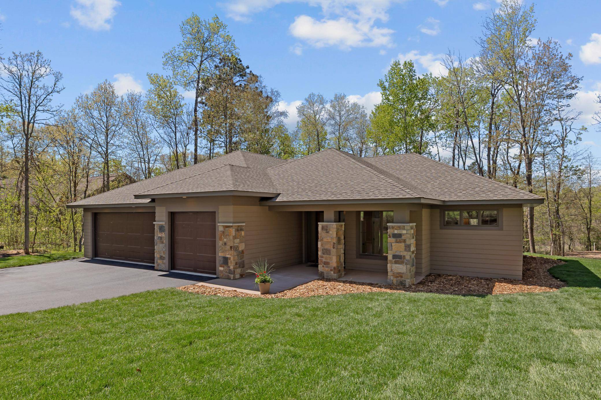 29661 Percheron DR, Breezy Point, MN 56472