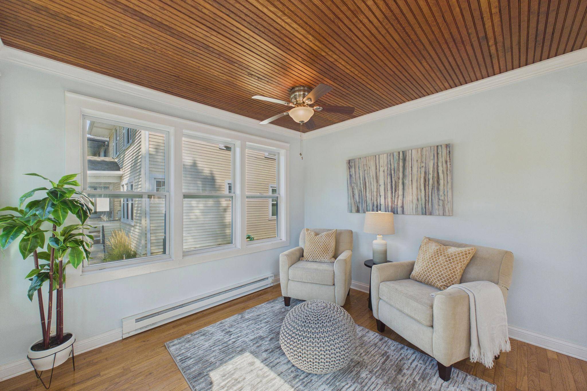 1751 Berkeley AVE, Saint Paul, MN 55105