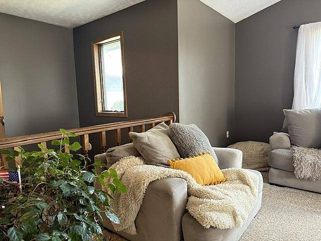 710 20th ST, Windom, MN 56101