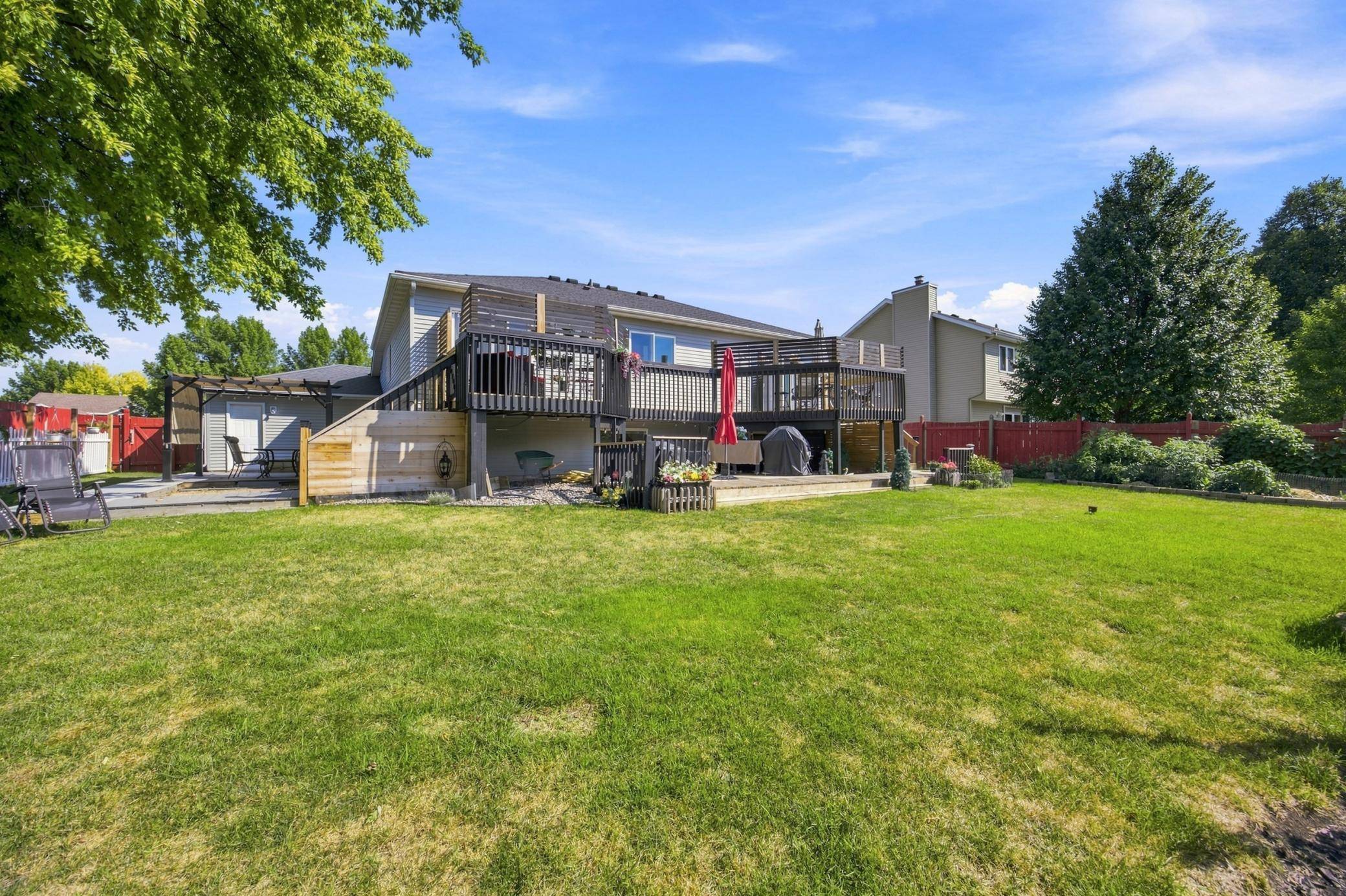 3032 37th AVE S, Fargo, ND 58104
