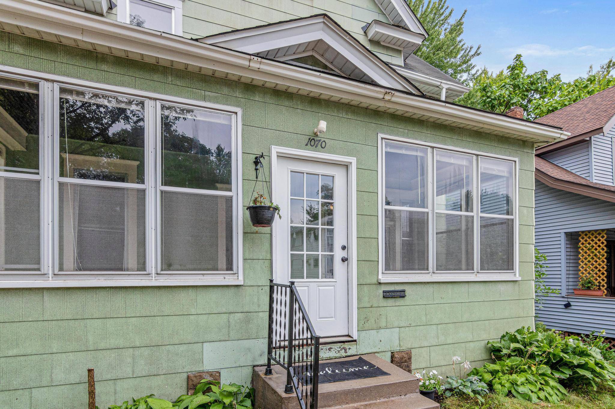 1070 Minnehaha AVE E, Saint Paul, MN 55106