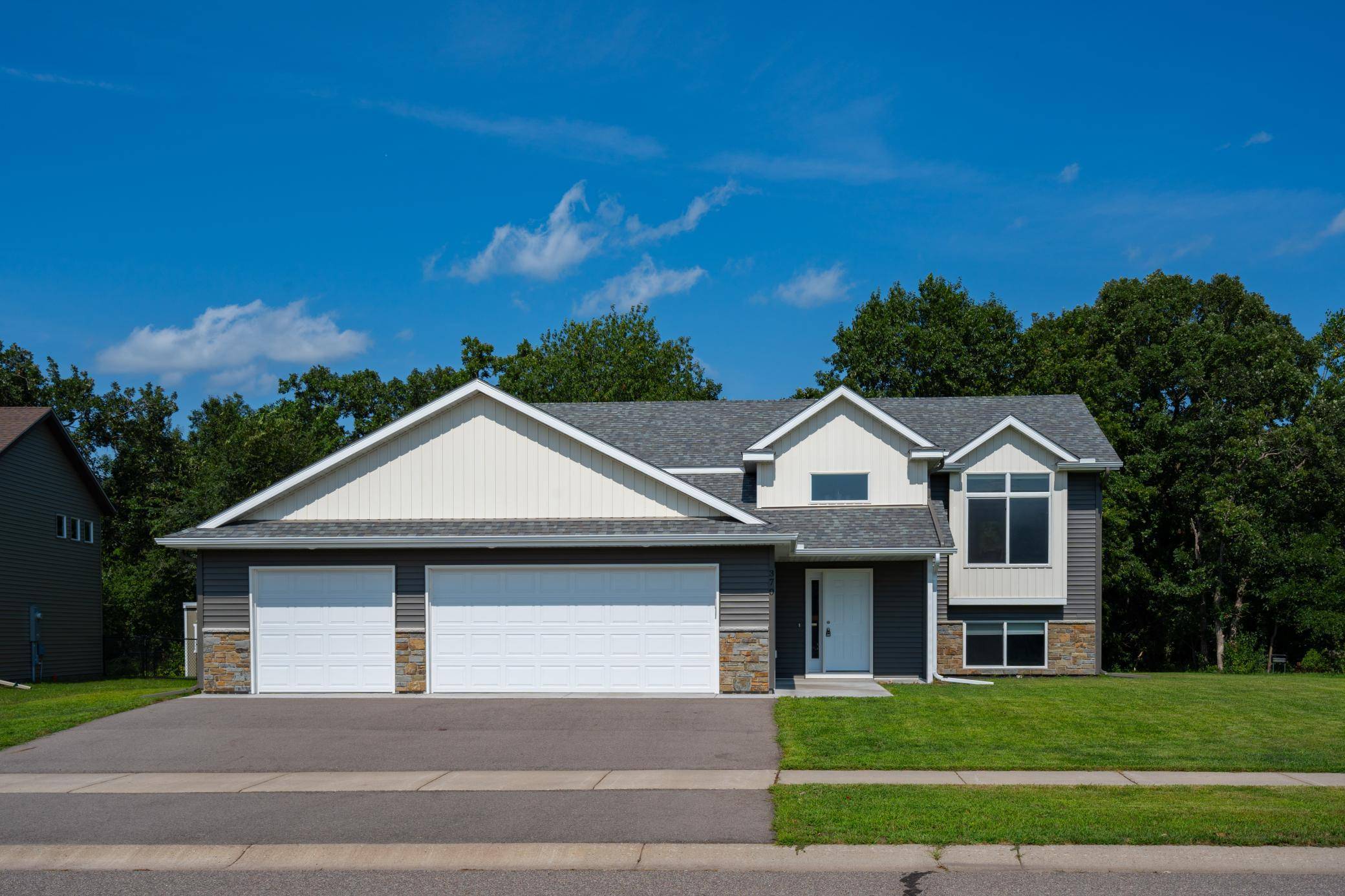 370 29th AVE SE, Saint Cloud, MN 56304