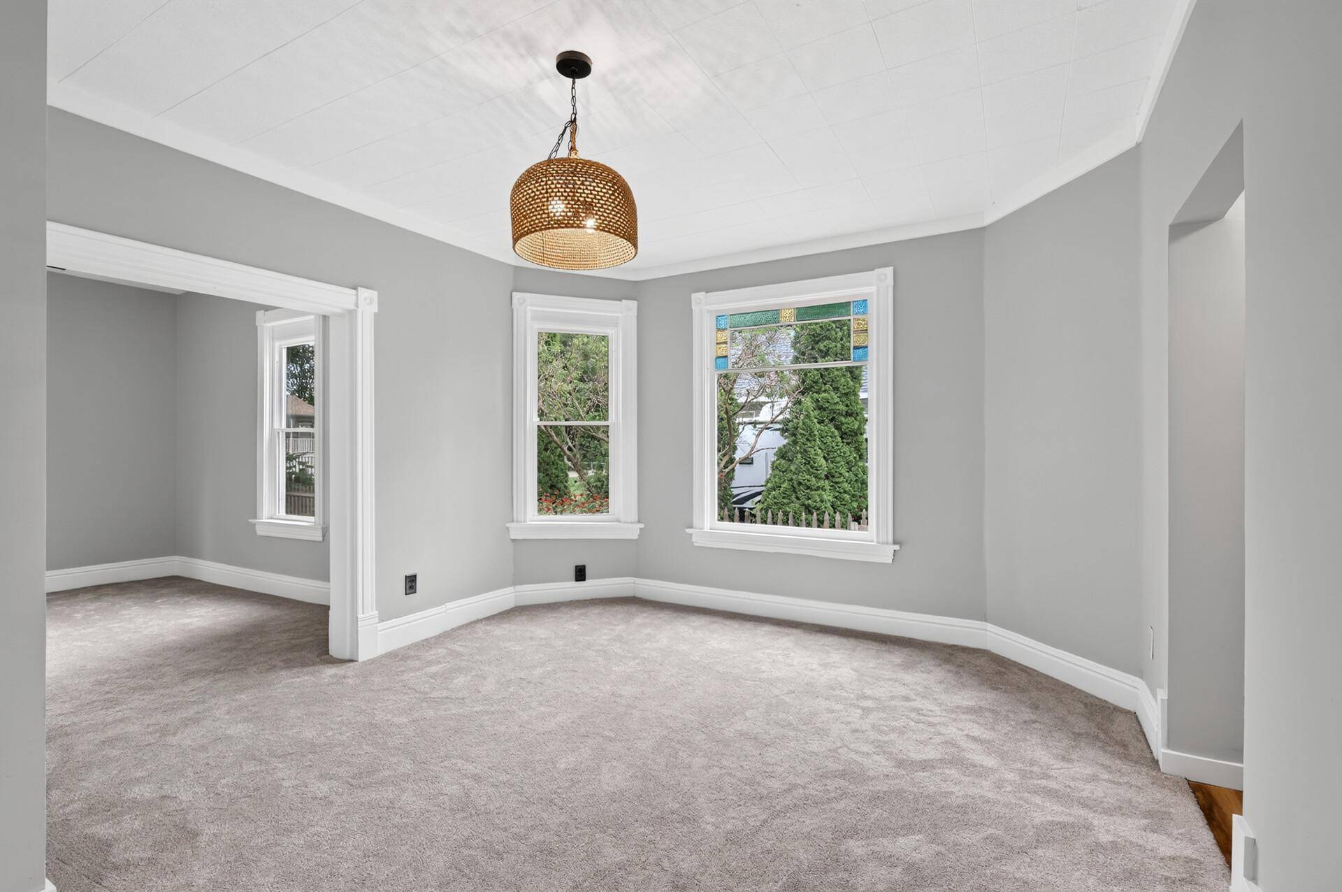 117 Lockey AVE, Center City, MN 55012