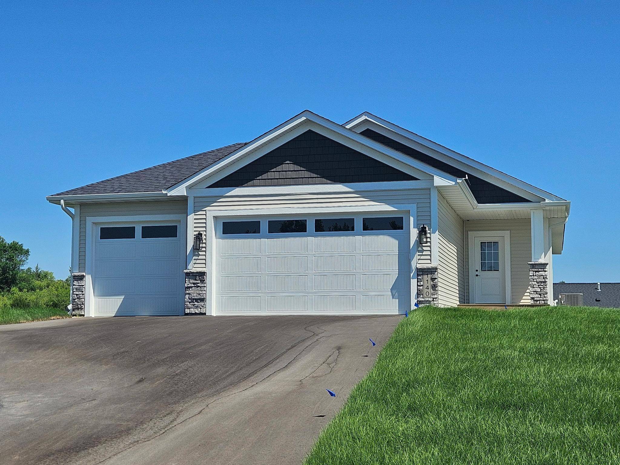 1140 Summit CV, Dassel, MN 55325