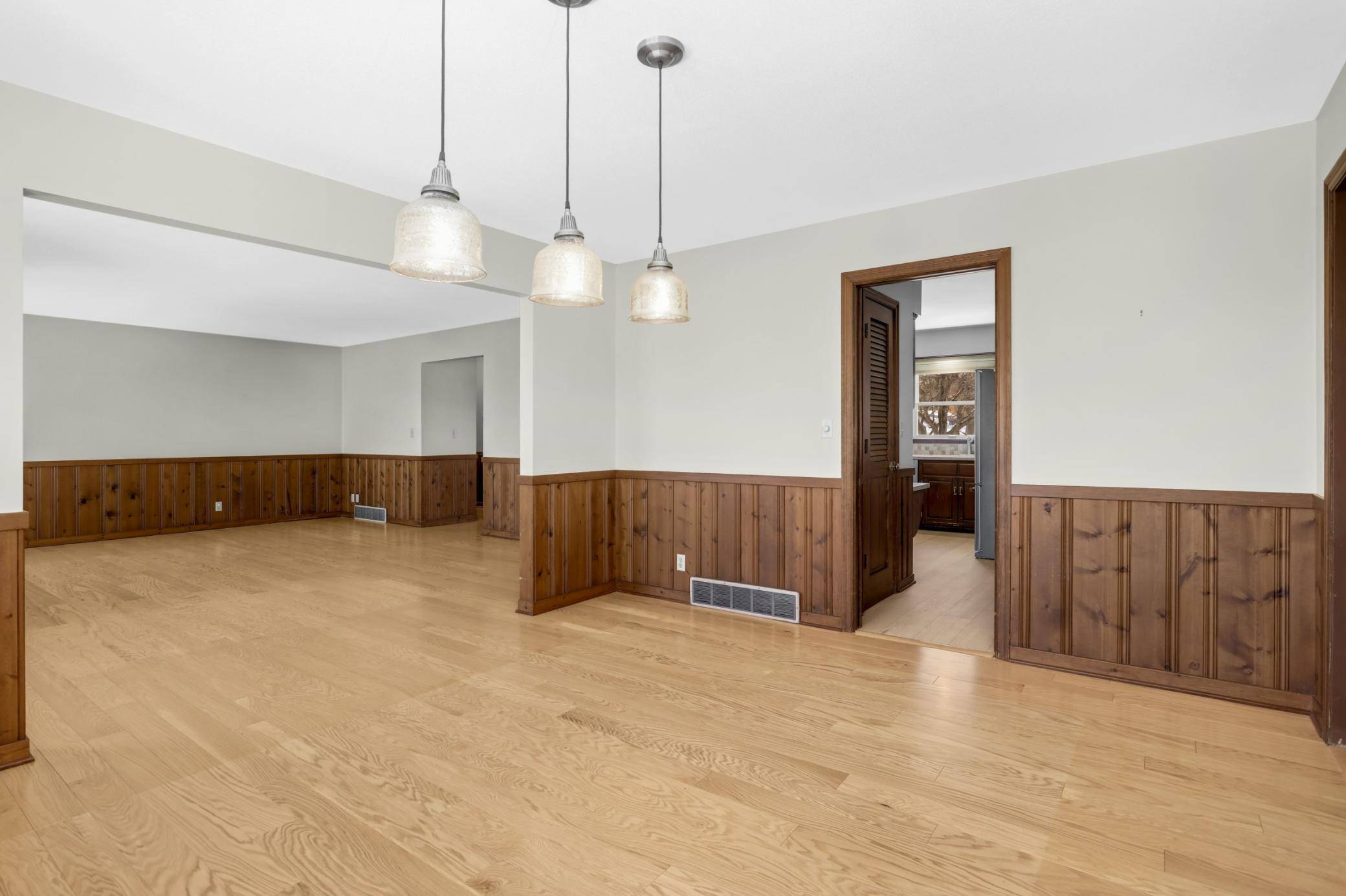 4030 Wasatch LN, Golden Valley, MN 55422