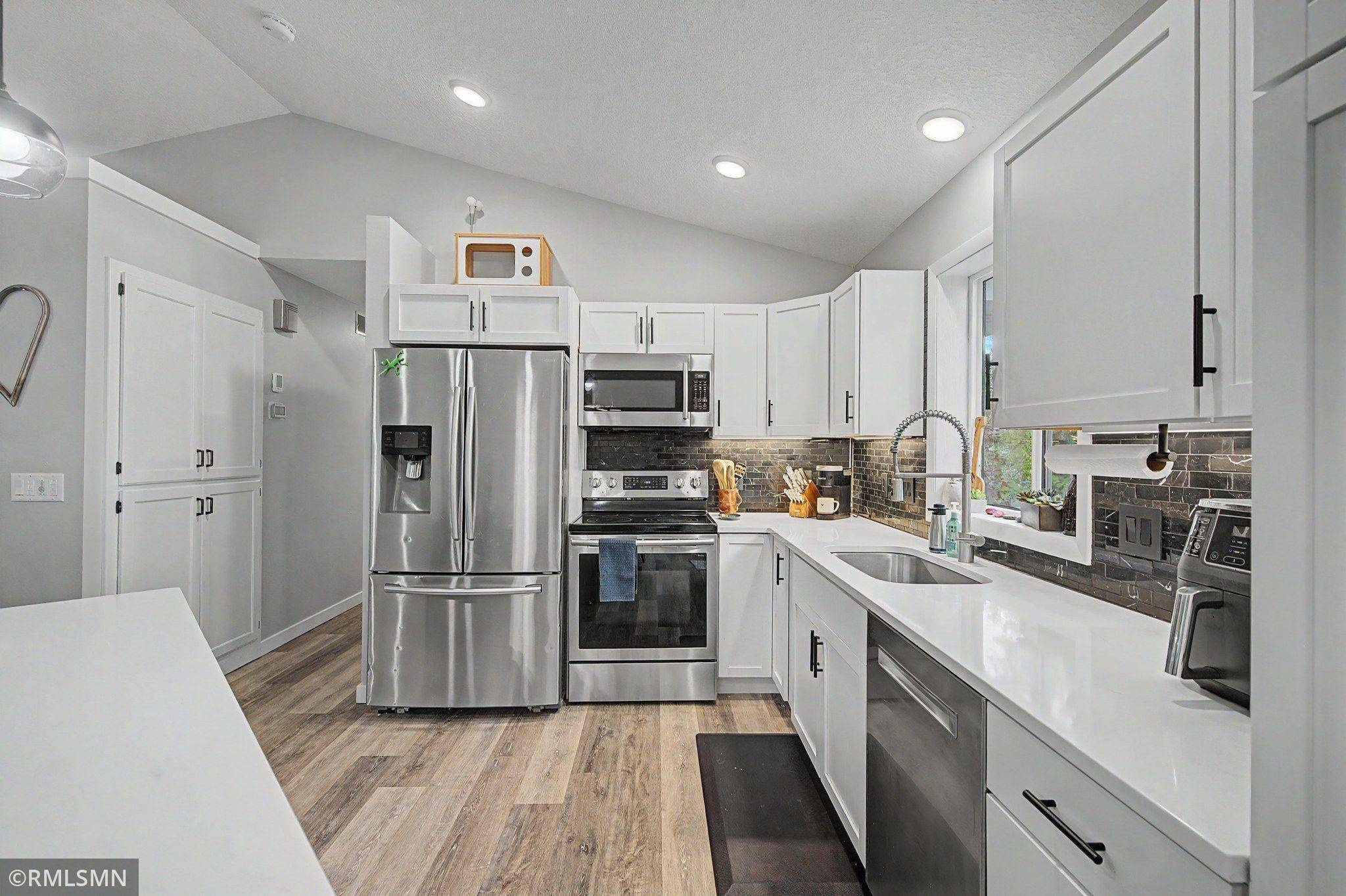 748 101st LN NE, Blaine, MN 55434