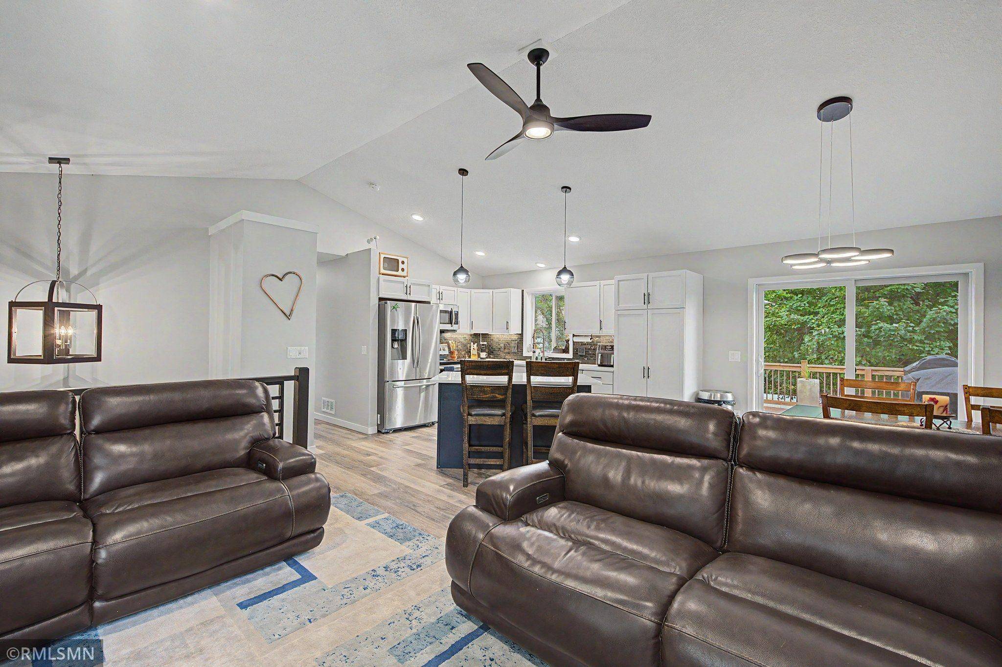 748 101st LN NE, Blaine, MN 55434