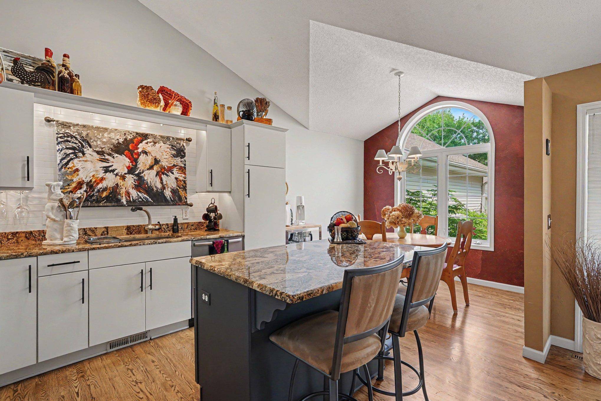 13815 Falcon AVE, Apple Valley, MN 55124