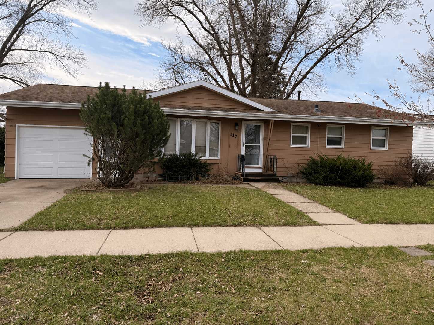 117 Southdale ST SE, Sleepy Eye, MN 56085