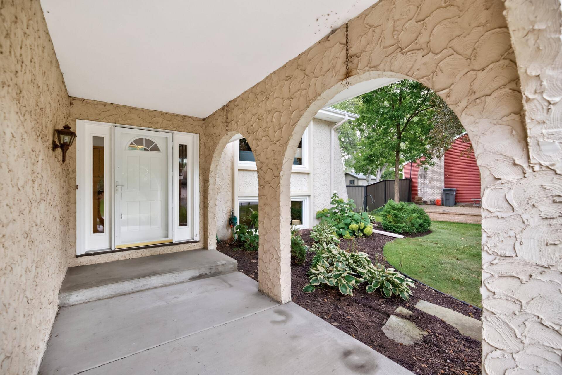 18420 33rd AVE N, Plymouth, MN 55447