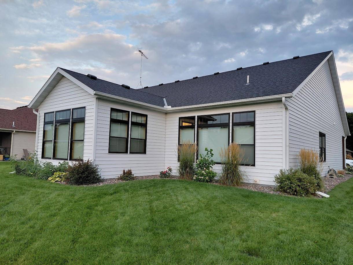 5839 Rivers Edge DR, Saint Cloud, MN 56303