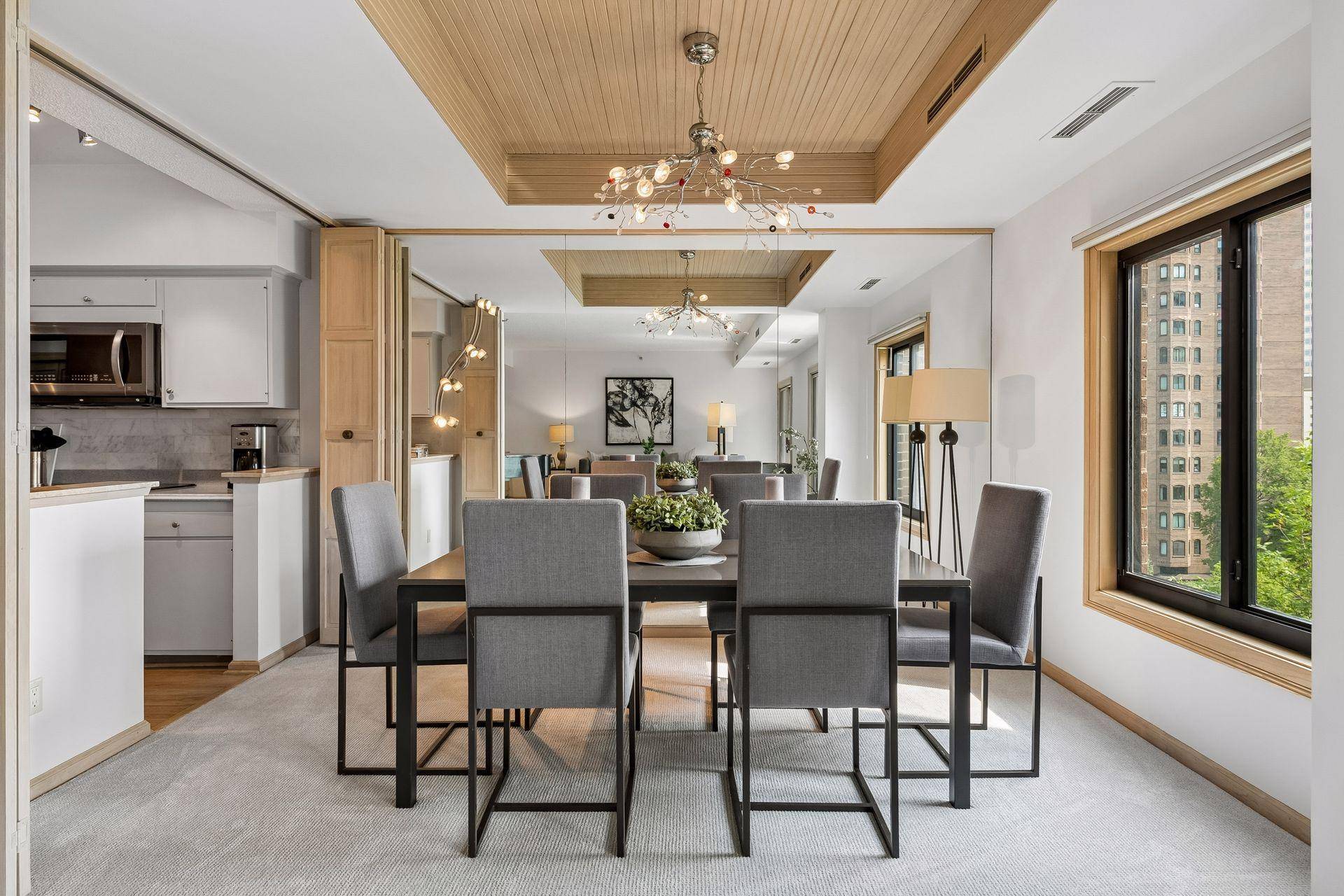 1235 Yale PL #709, Minneapolis, MN 55403