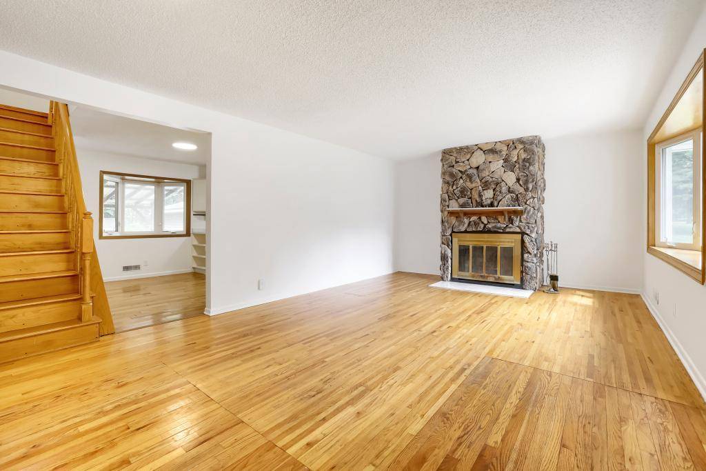 8536 15th AVE S, Bloomington, MN 55425