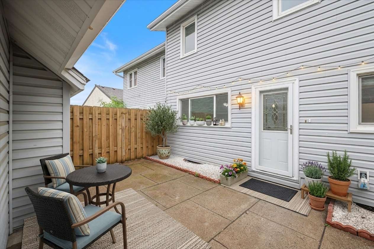 3656 Brookdale DR N, Brooklyn Park, MN 55443