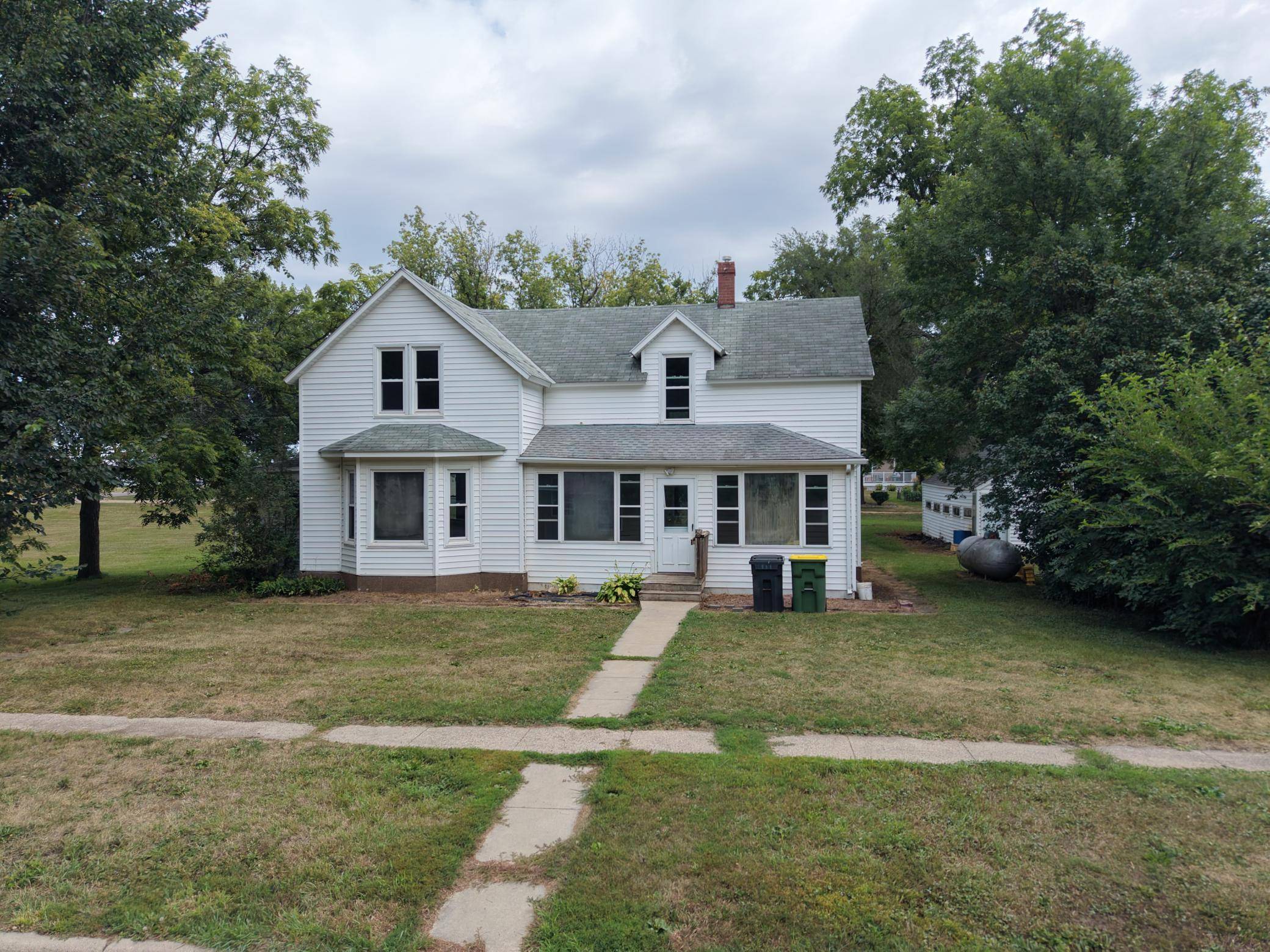 220 Sheridan ST, Garvin, MN 56132