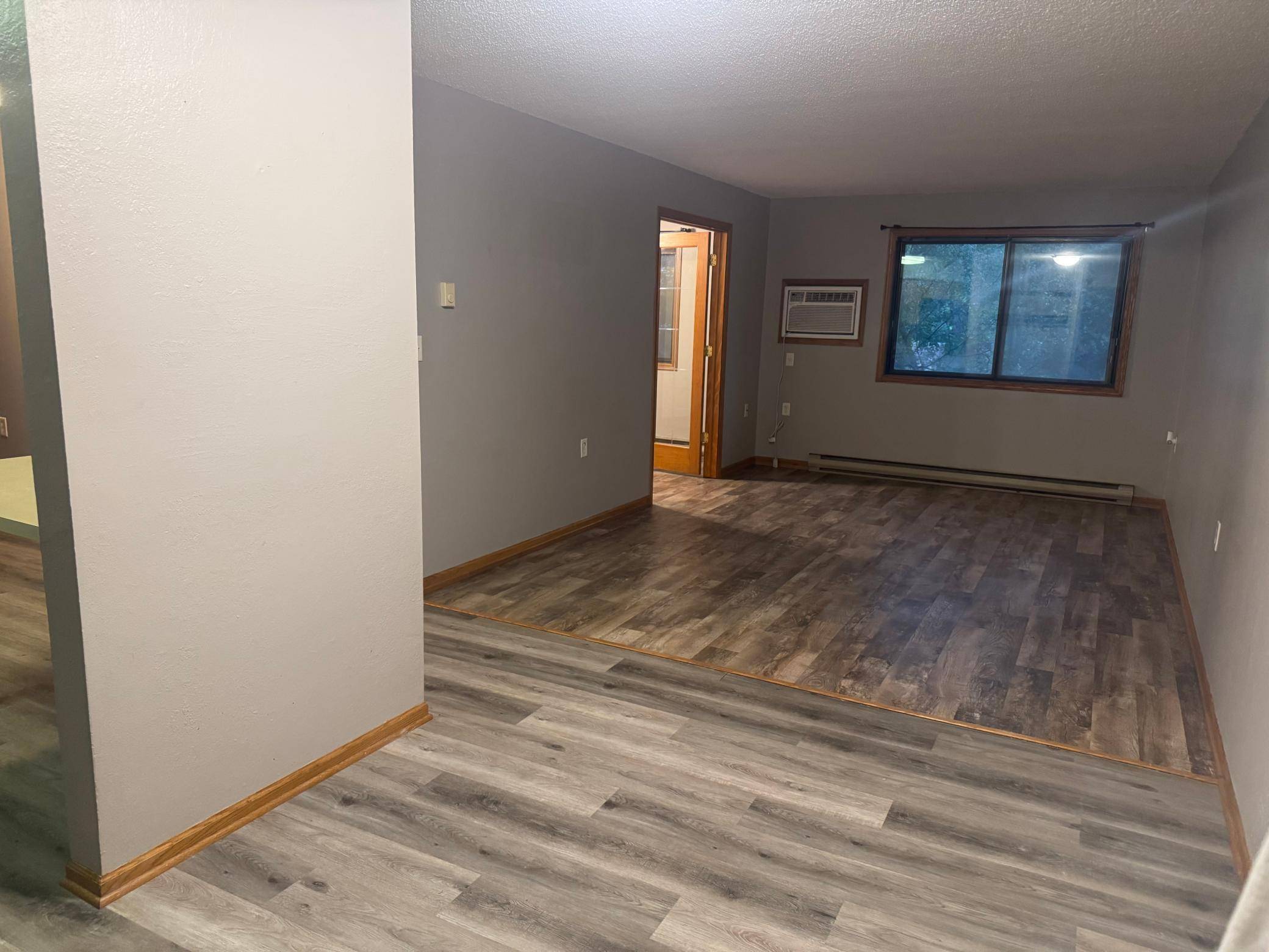 221 Grand AVE W #306, South Saint Paul, MN 55075