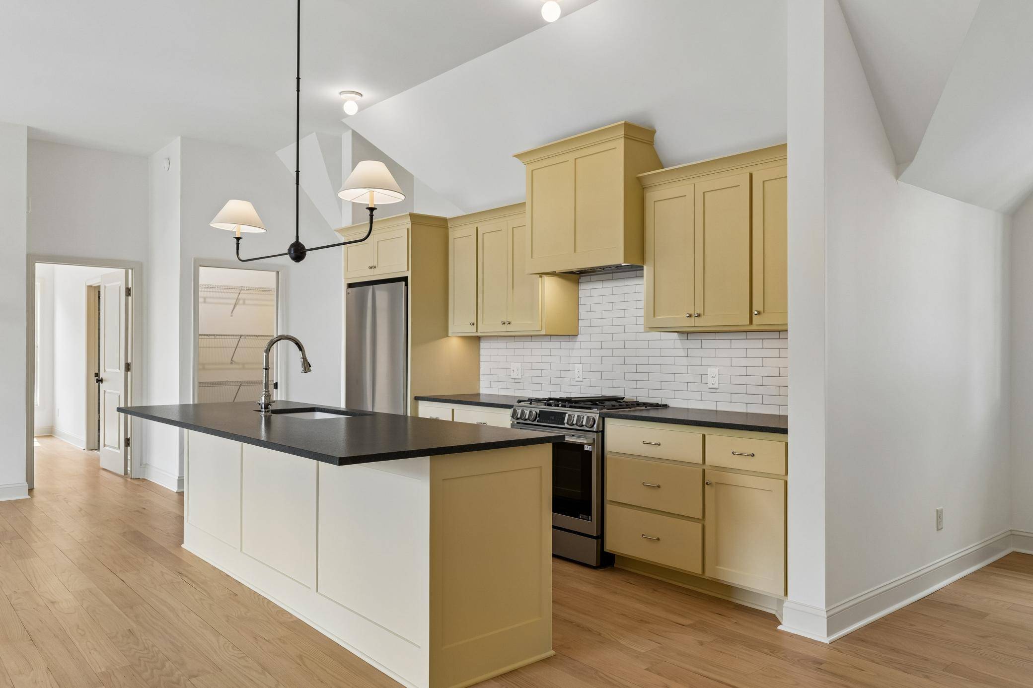 3711 Colgate AVE #2, Minneapolis, MN 55410