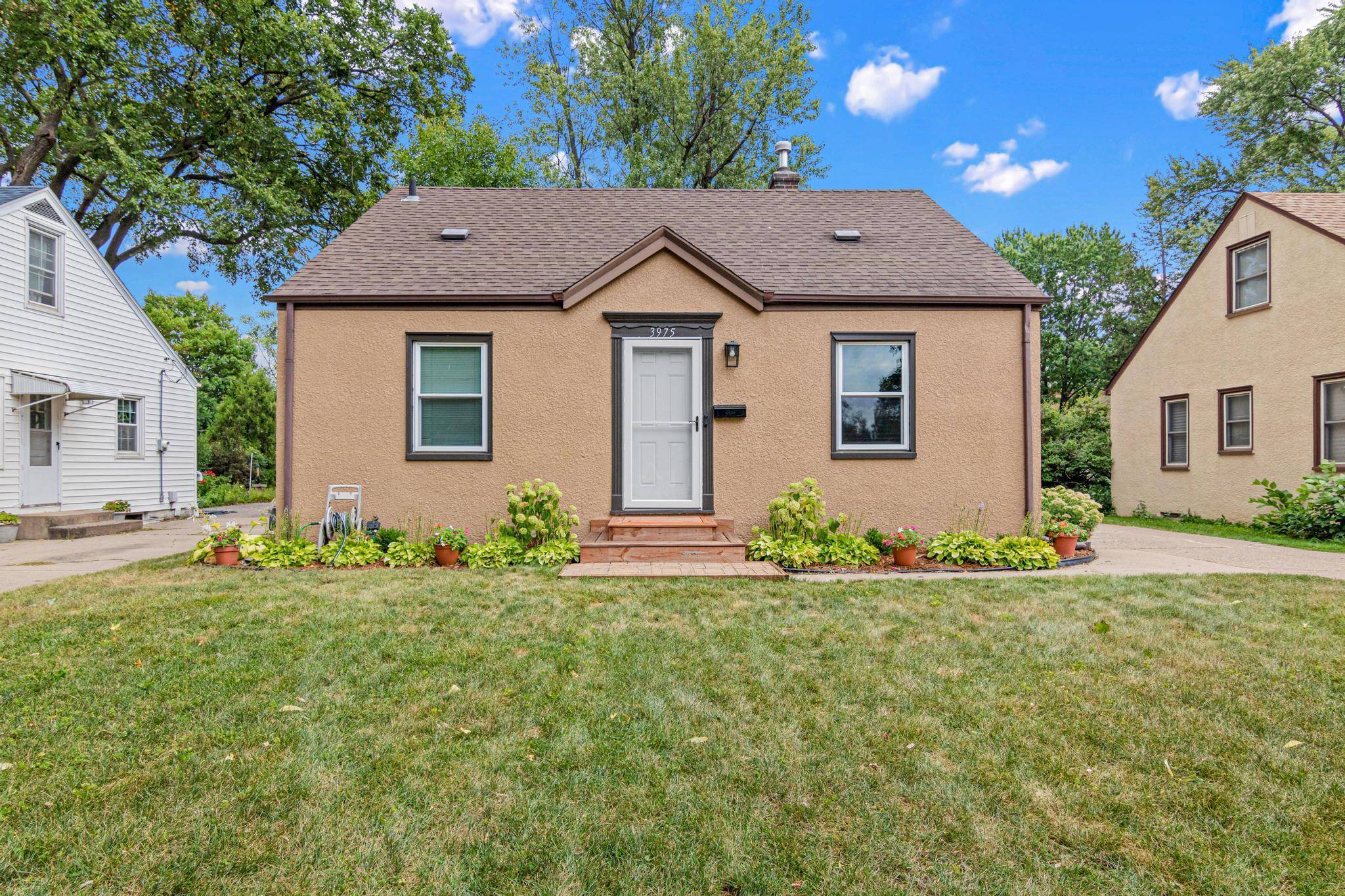 3975 Brunswick AVE S, Saint Louis Park, MN 55416