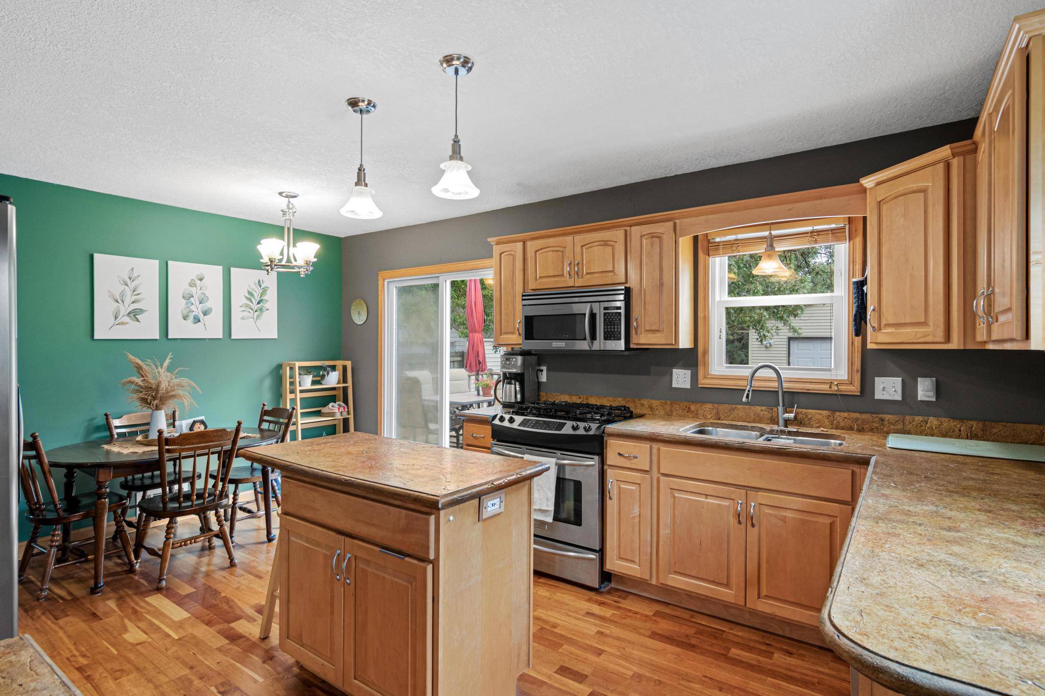 3975 Brunswick AVE S, Saint Louis Park, MN 55416