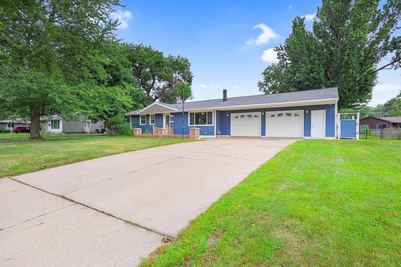 7700 65th AVE N, Brooklyn Park, MN 55428