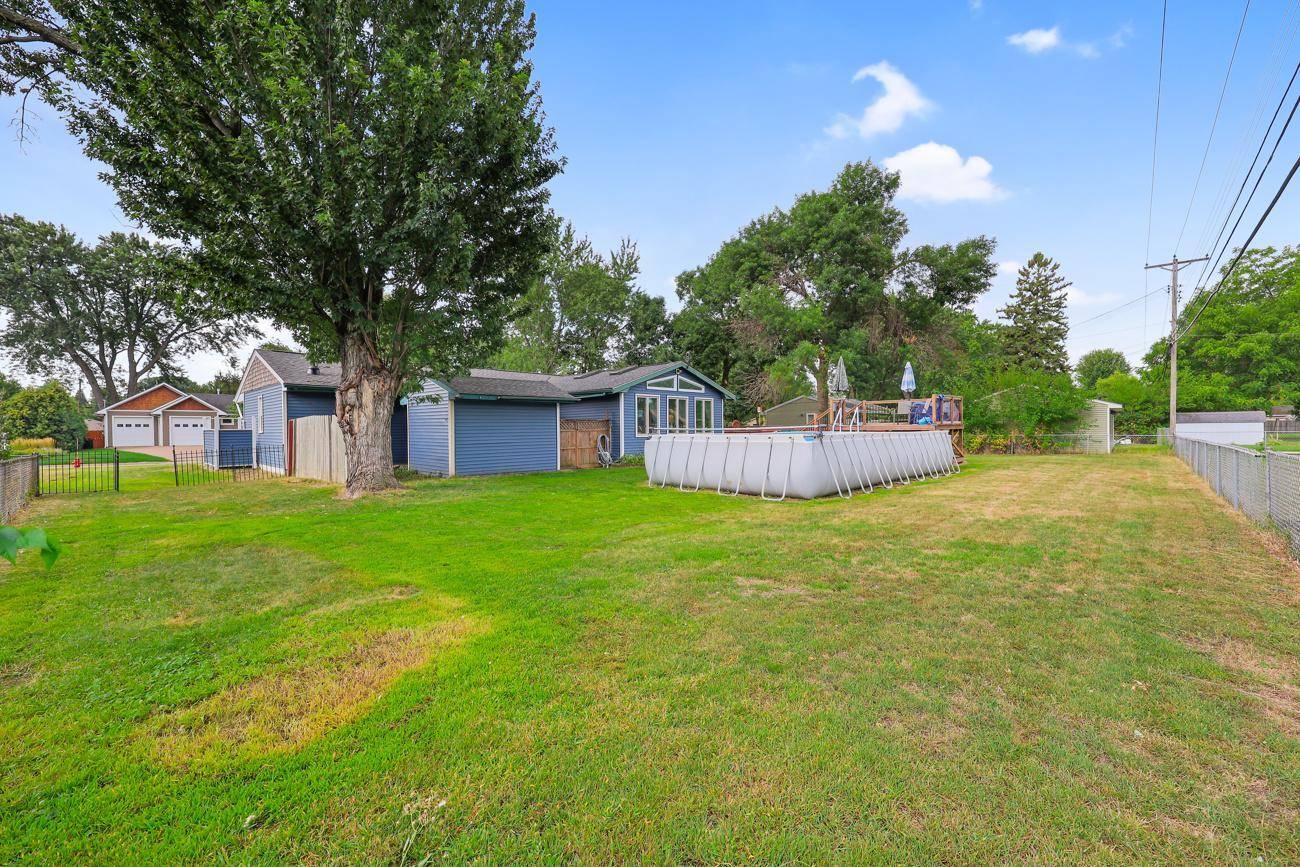 7700 65th AVE N, Brooklyn Park, MN 55428