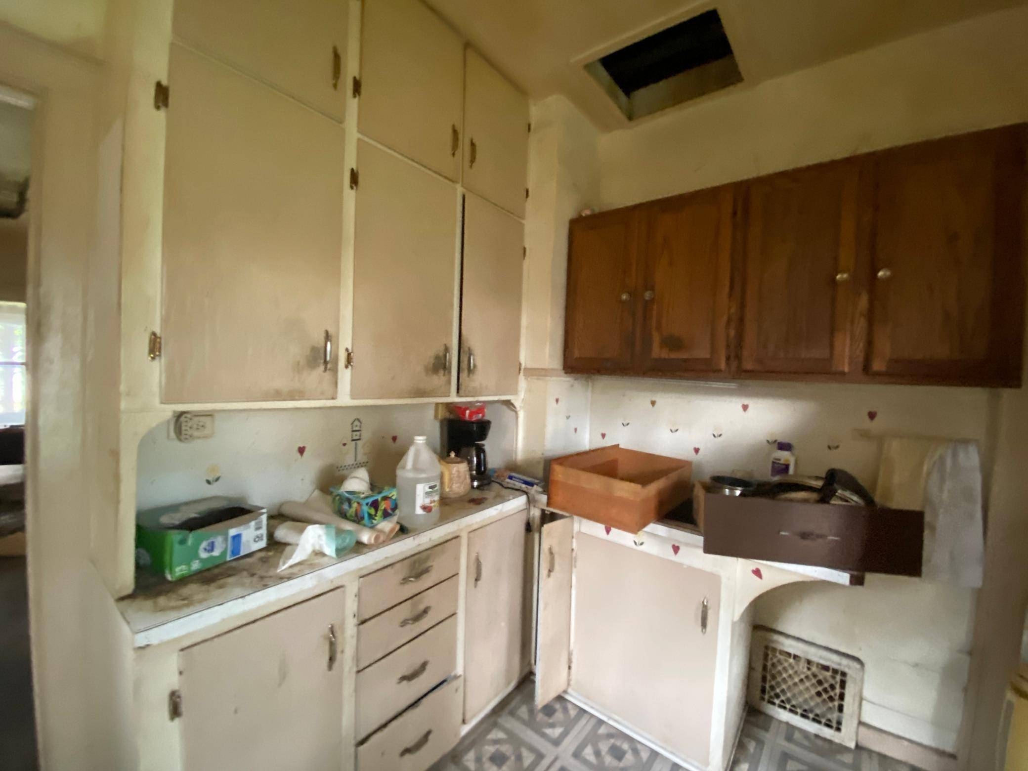 113 S 6th AVE, Albert Lea, MN 56007