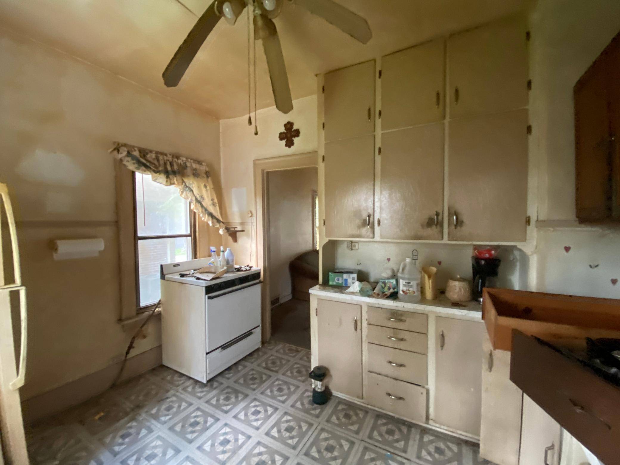 113 S 6th AVE, Albert Lea, MN 56007