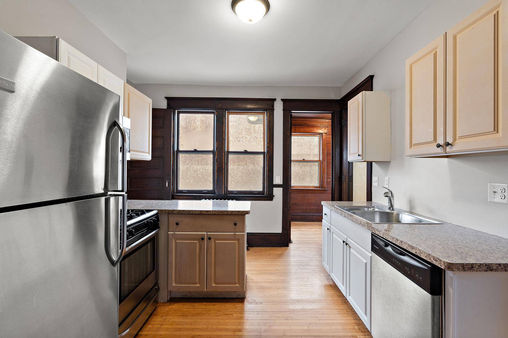 2428 Chicago AVE #2, Minneapolis, MN 55404