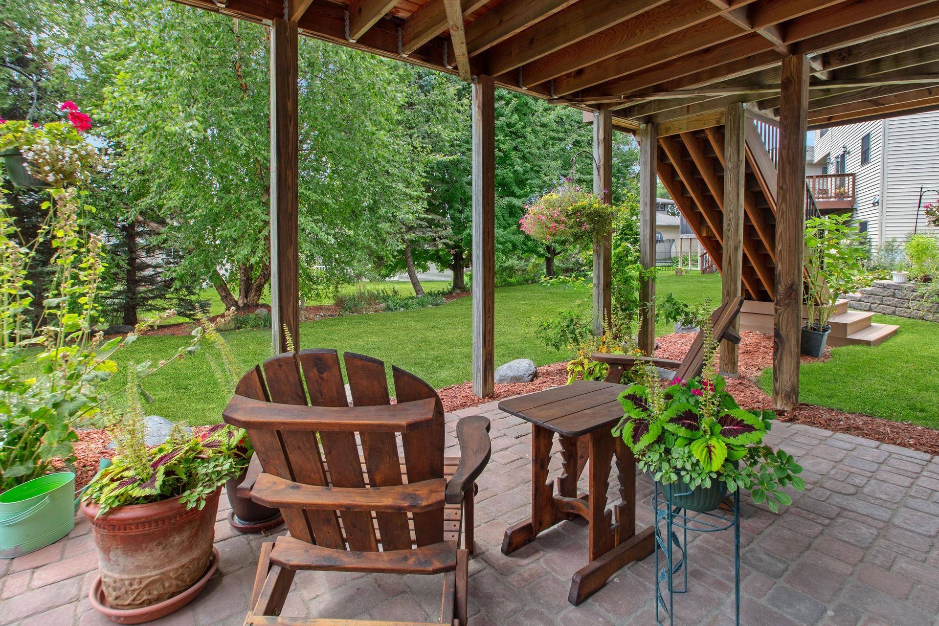 782 New Century BLVD S, Maplewood, MN 55119