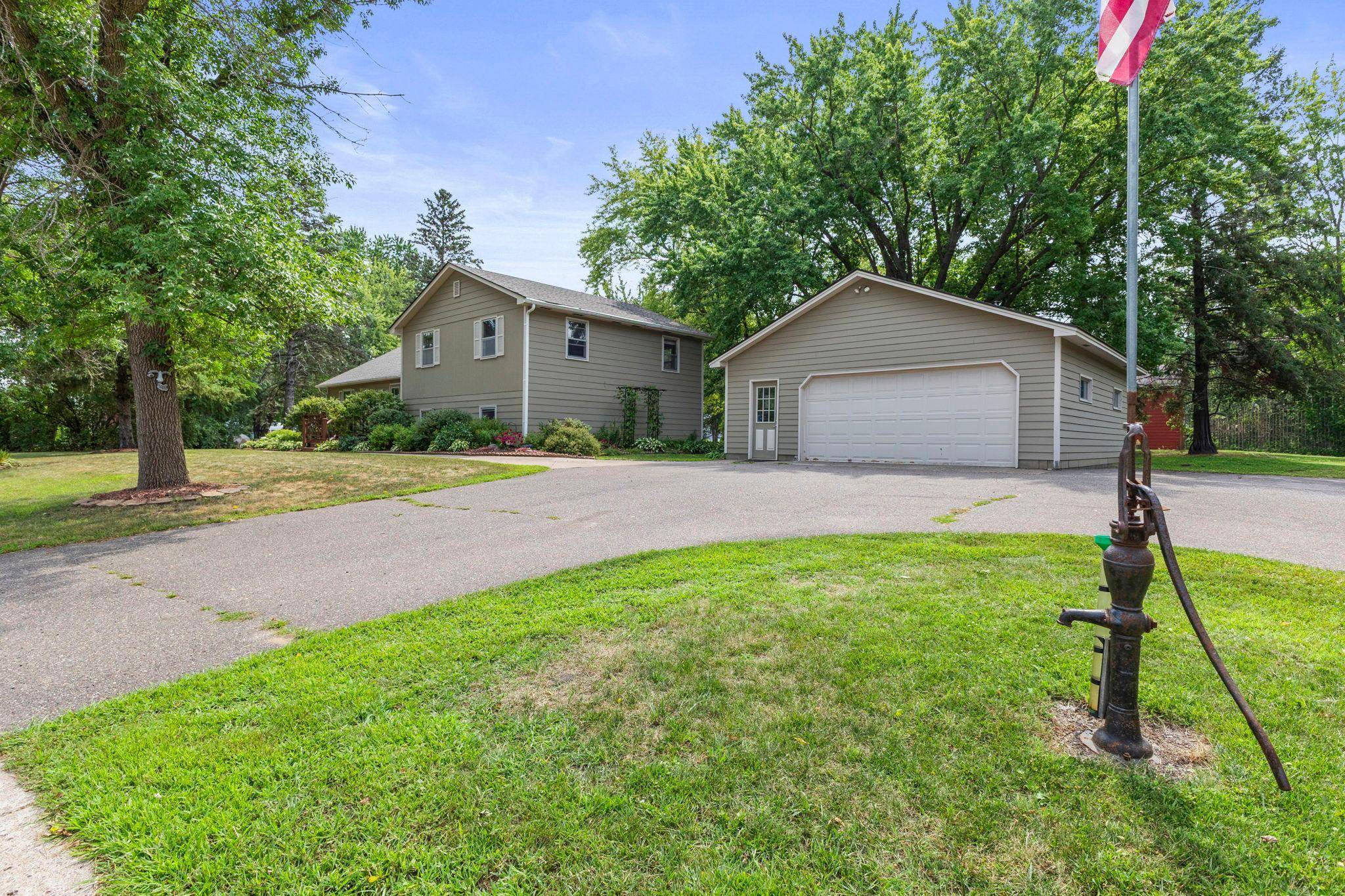 100 Heritage BLVD NW, Isanti, MN 55040