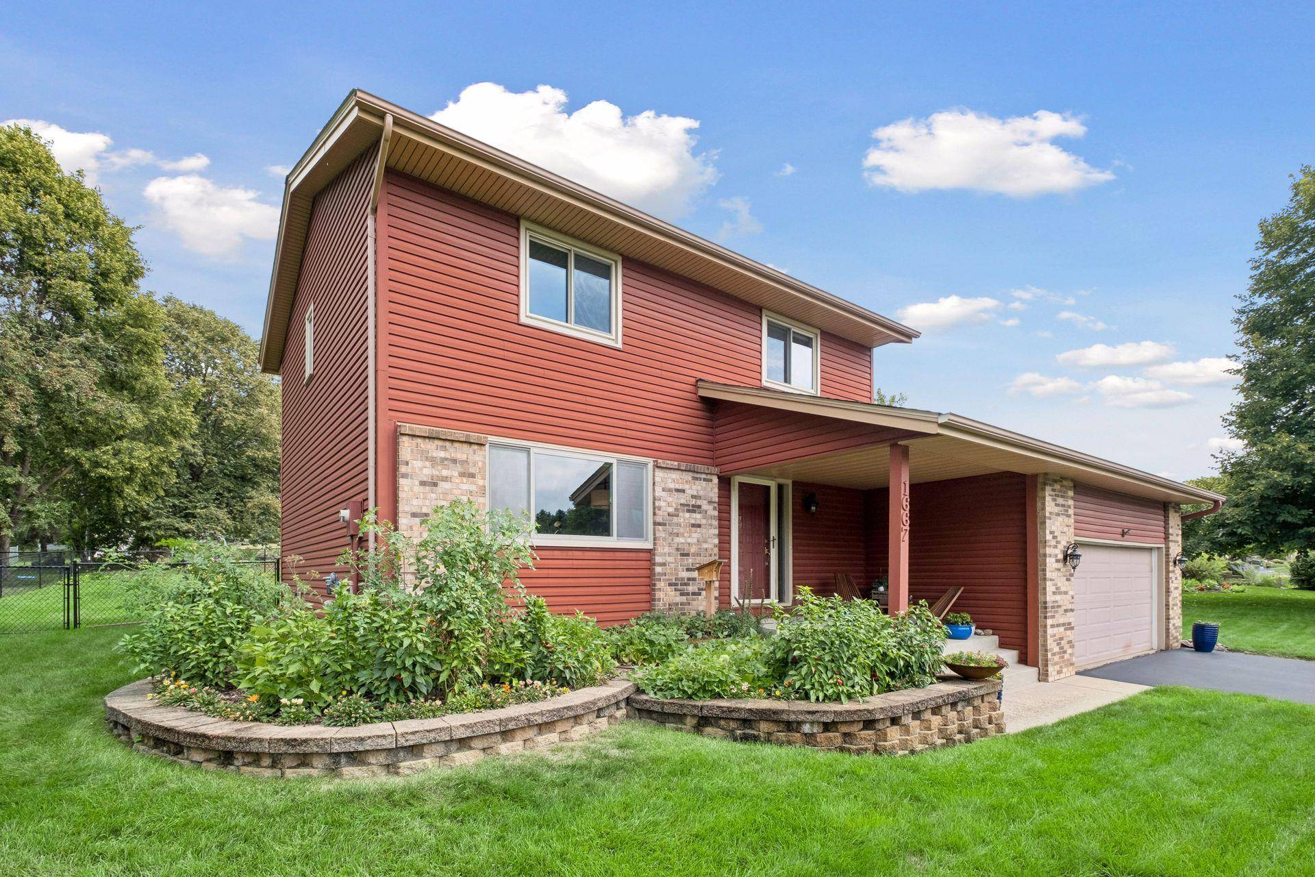 1667 Sherwood WAY, Eagan, MN 55122