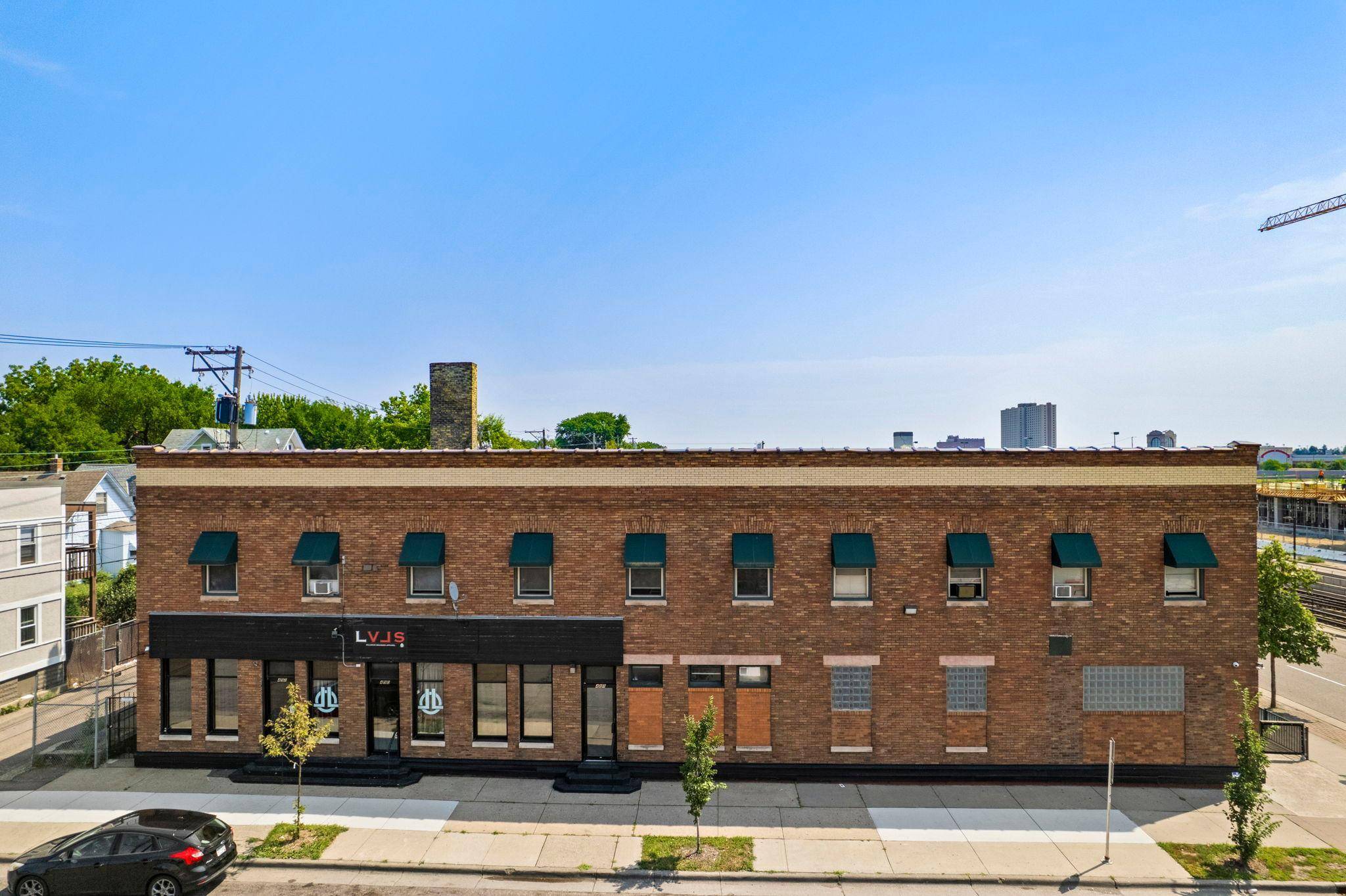 1533 University AVE W, Saint Paul, MN 55104