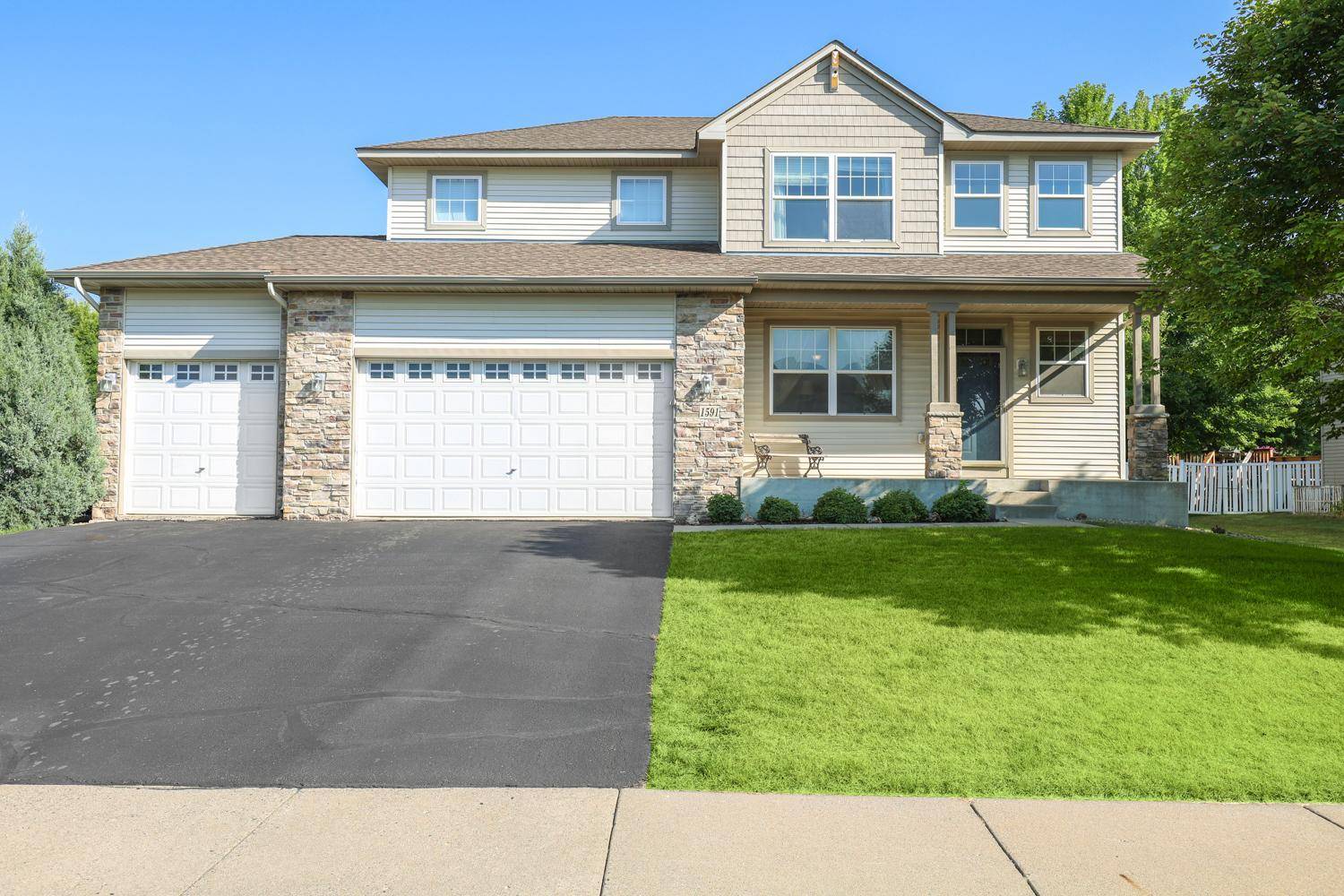 1591 140th ST W, Rosemount, MN 55068