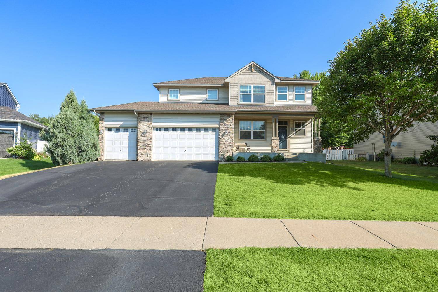 1591 140th ST W, Rosemount, MN 55068