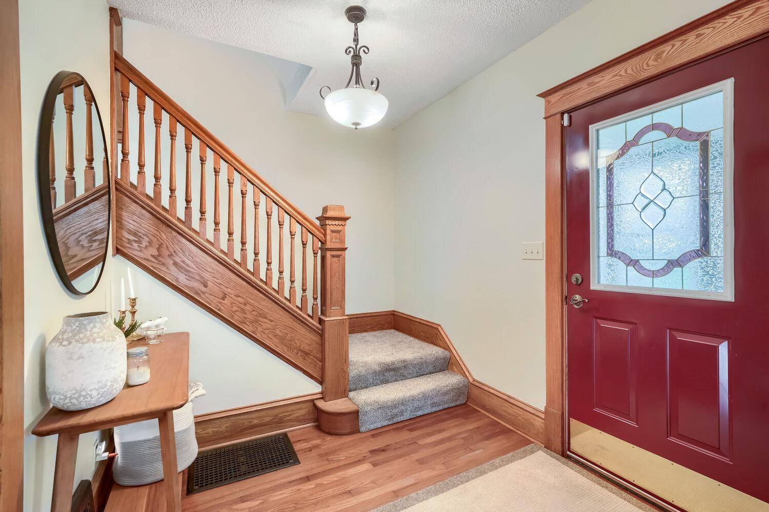 1654 Concordia AVE, Saint Paul, MN 55104