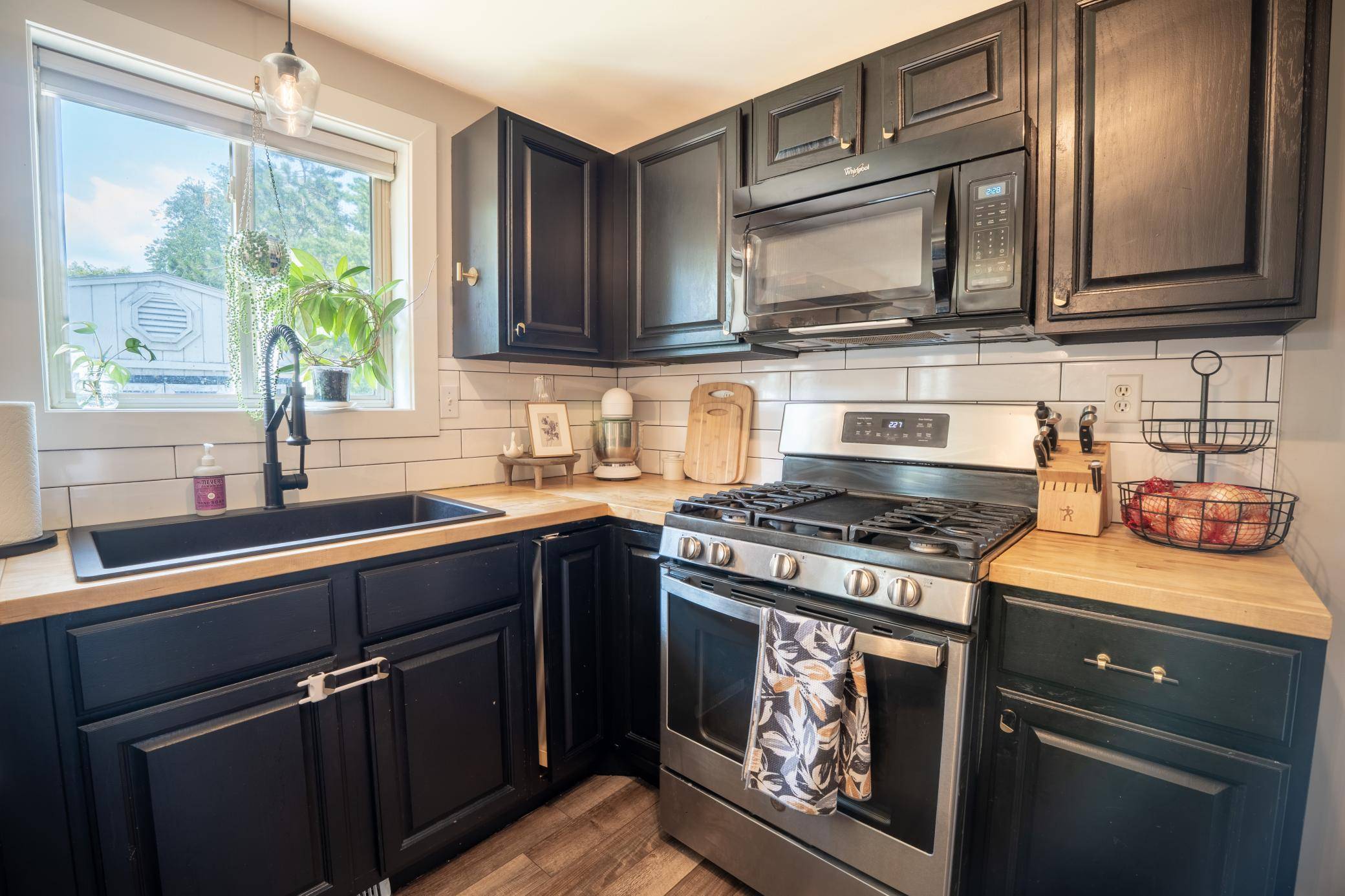 1908 E Golf Course RD NE, Alexandria, MN 56308