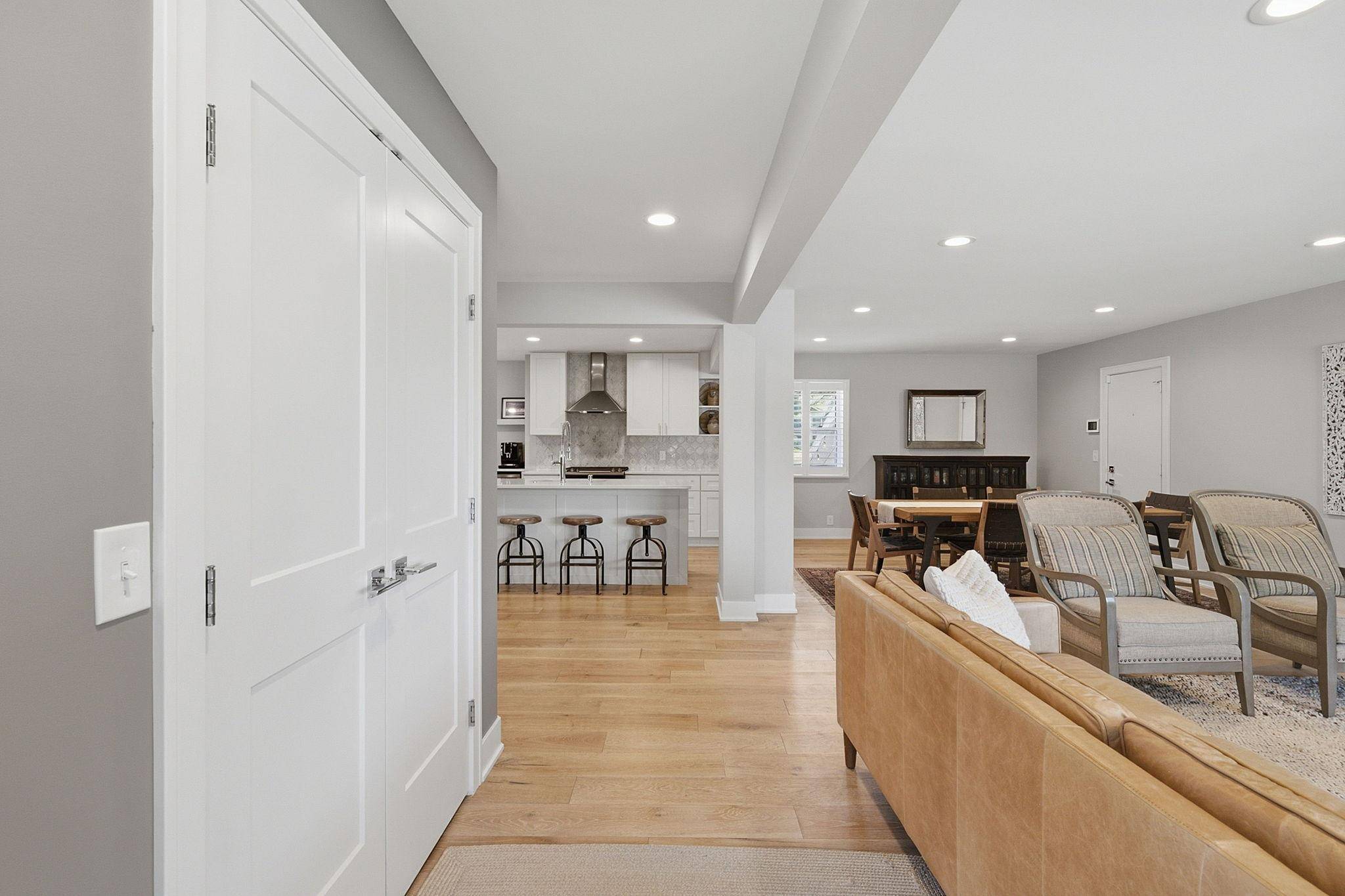 6113 Beard AVE S, Edina, MN 55410