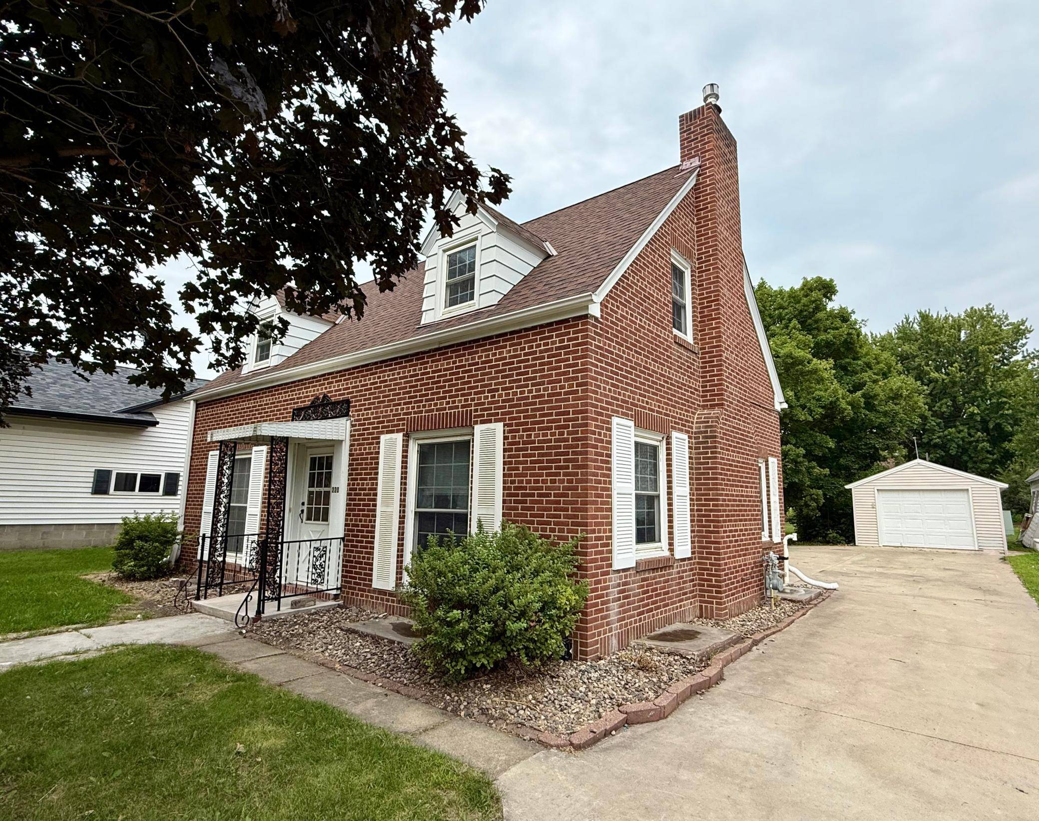 220 2nd ST E, Morgan, MN 56266