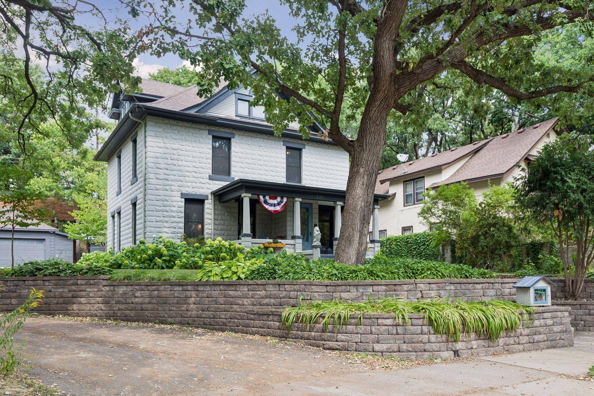 2125 Scudder ST, Saint Paul, MN 55108