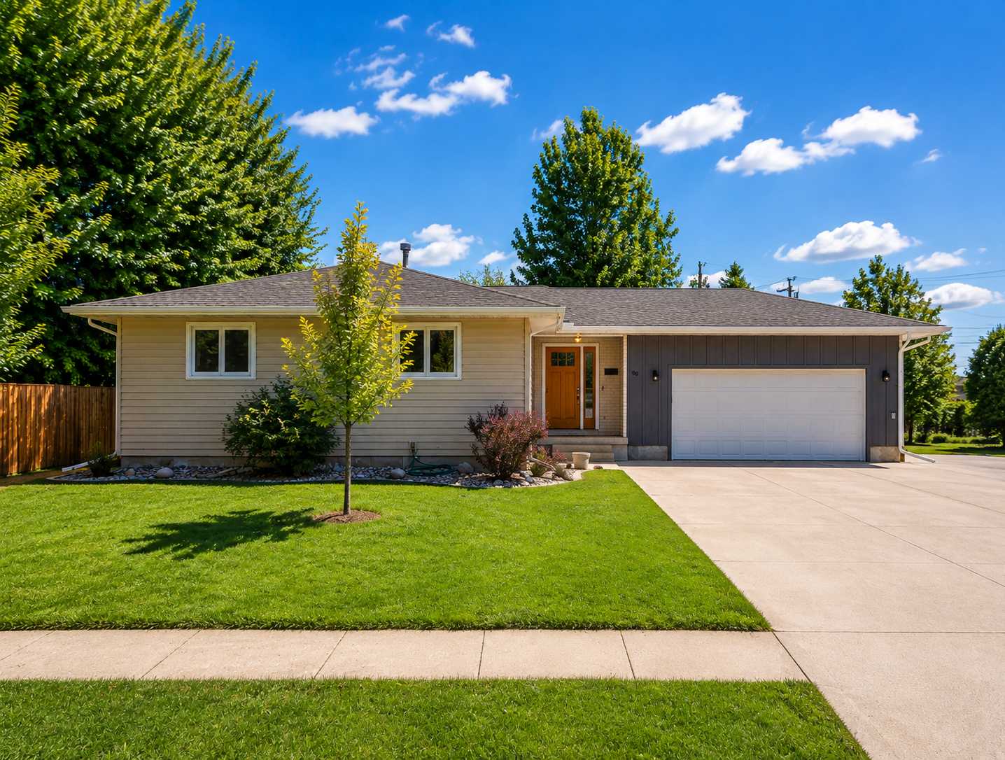 90 Forest AVE N, Fargo, ND 58102