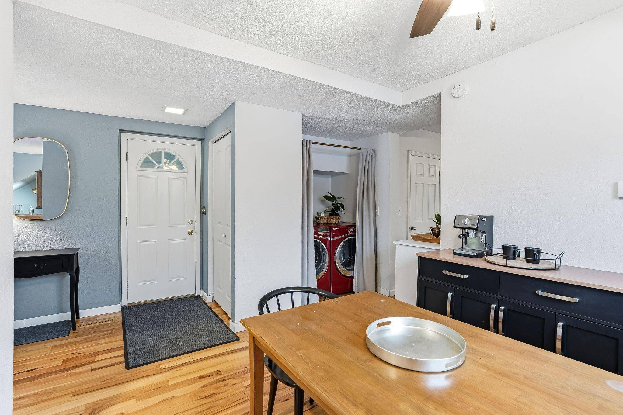454 Michigan ST, Saint Paul, MN 55102